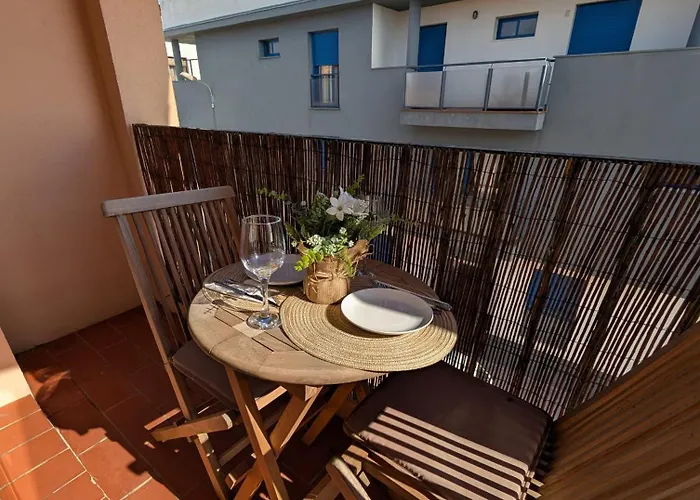 Livingtarifa Nomada