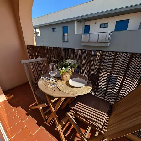 Livingtarifa Nomada